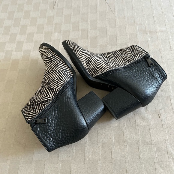 Freda Salvador Leather & Ponyhair chevron Print Ankle Booties - Picture 6 of 11